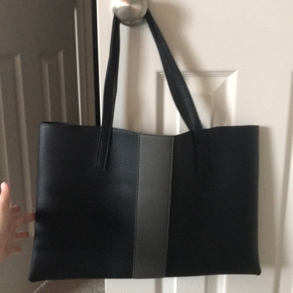 Vince Camino Luck Tote - Picture 2 of 5